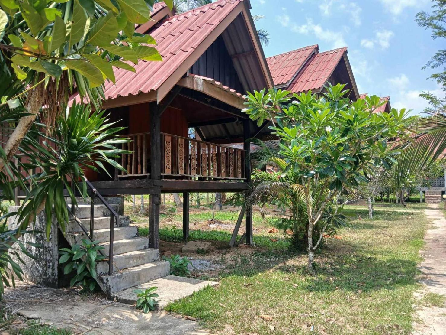 Bamboo House Hotel Khao Sok National Park Kültér fotó