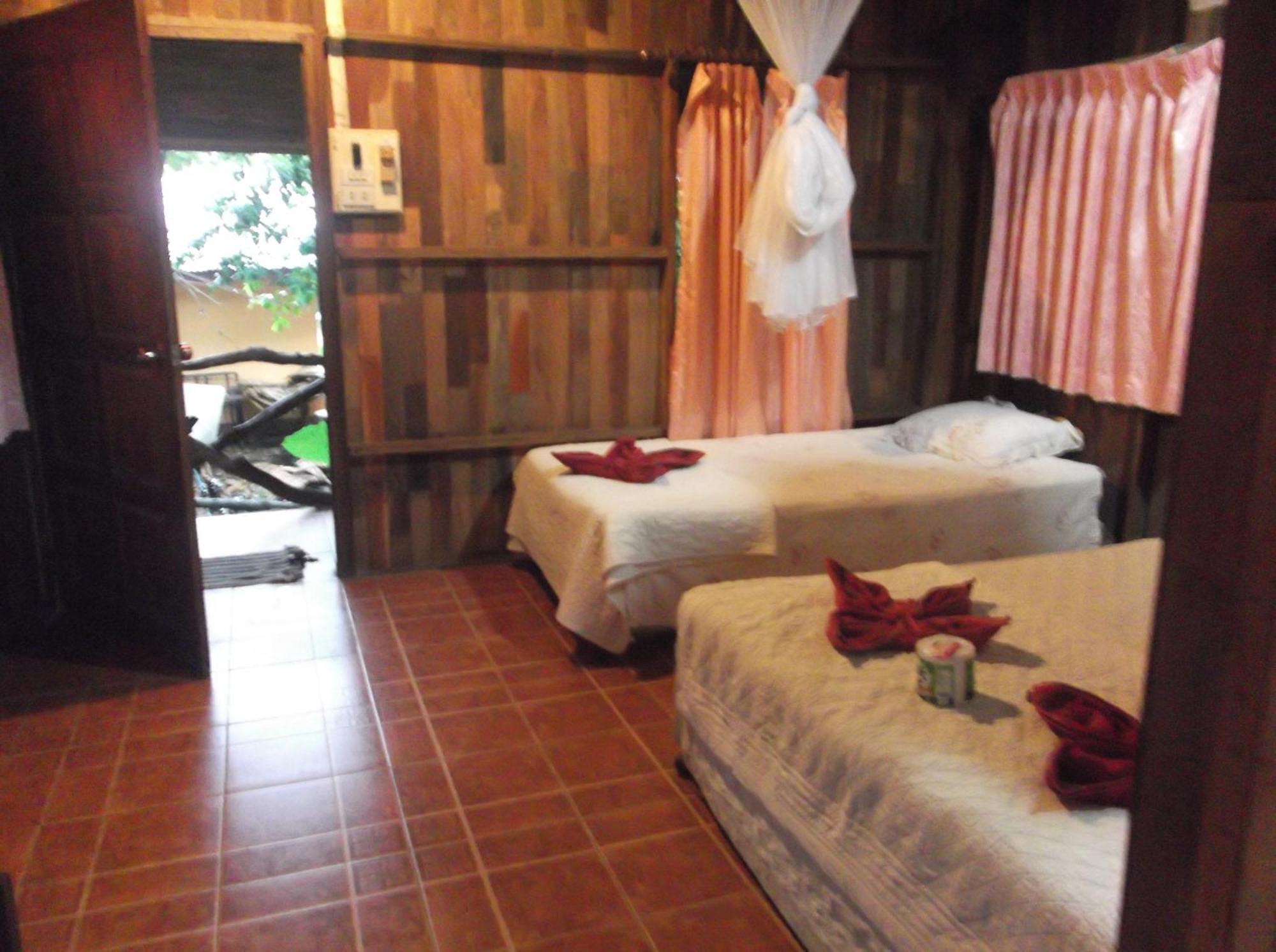Bamboo House Hotel Khao Sok National Park Kültér fotó